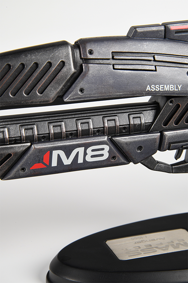 Mass Effect Desktop Avenger Miniature Replica