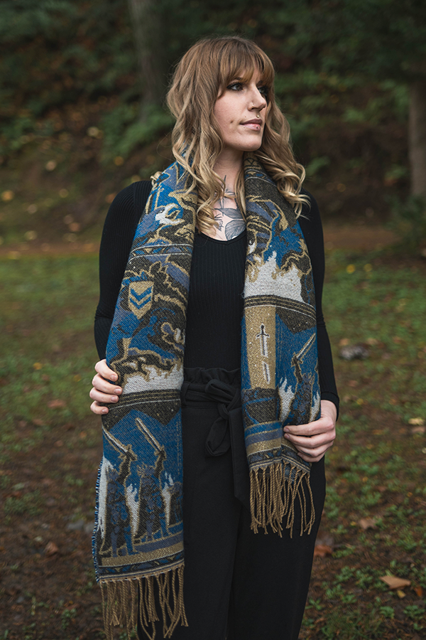 Ensemble cape et broche Dragon Age Tale of a Grey Warden