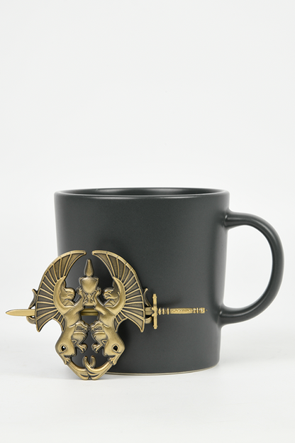 Ensemble cape et broche Dragon Age Tale of a Grey Warden