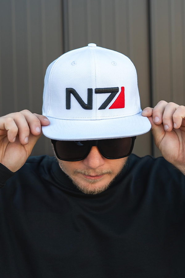 Mass Effect N7 Snapback Kappe (Weiß)