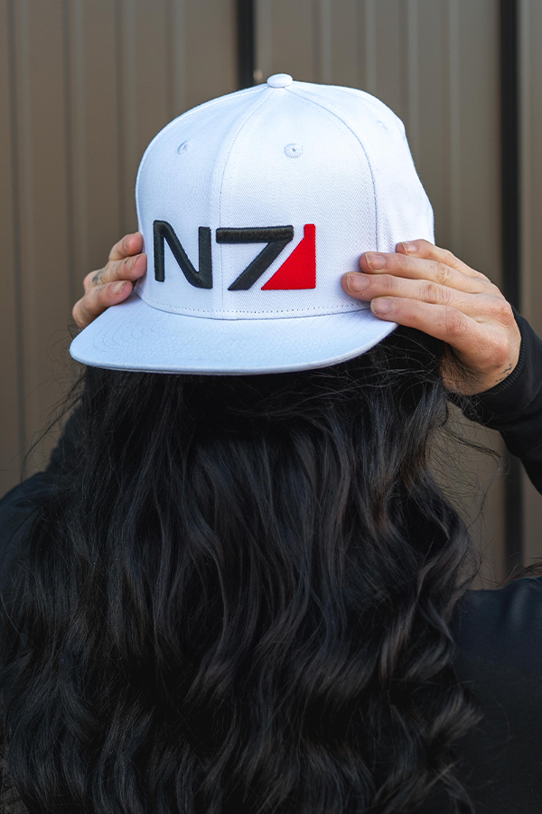 Mass Effect N7 Snapback Kappe (Weiß)