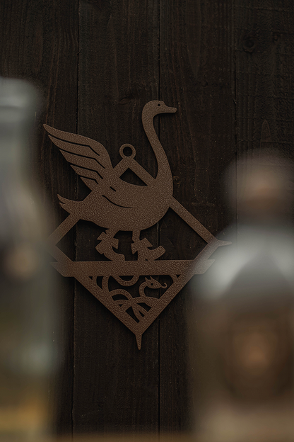 Dragon Age - Cigno acciottolato - Arte da parete in metallo