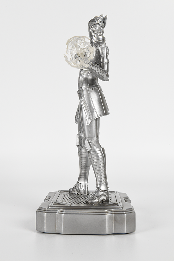 Image shows Liara T'Soni Silver Edition Statue facing at an angle. Standing at 8 inches tall, she’ll make a great addition to your Mass Effect statue collection.